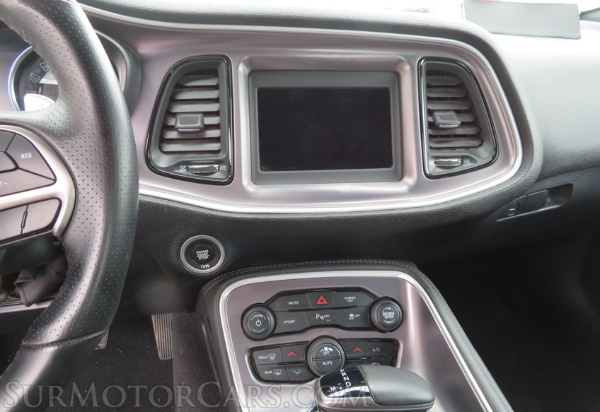 2019 Dodge Challenger - Image 32