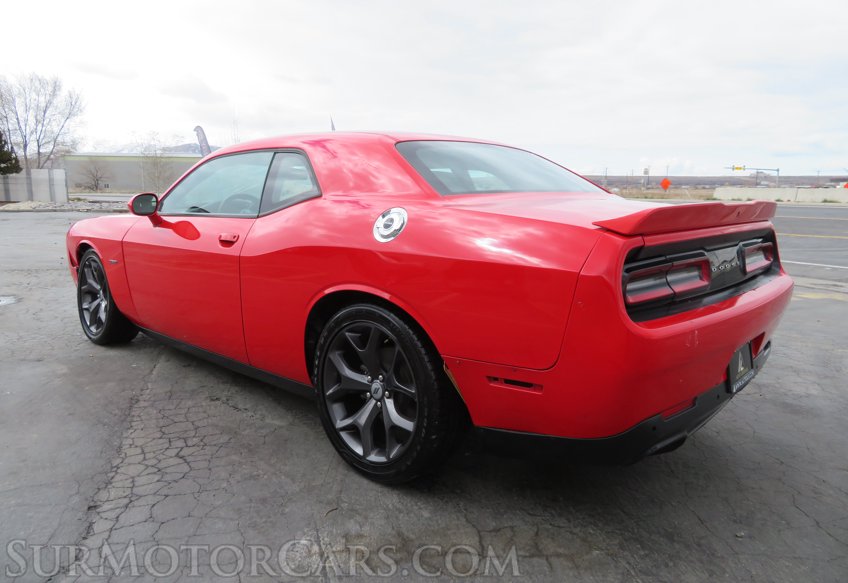 2019 Dodge Challenger - Image 8