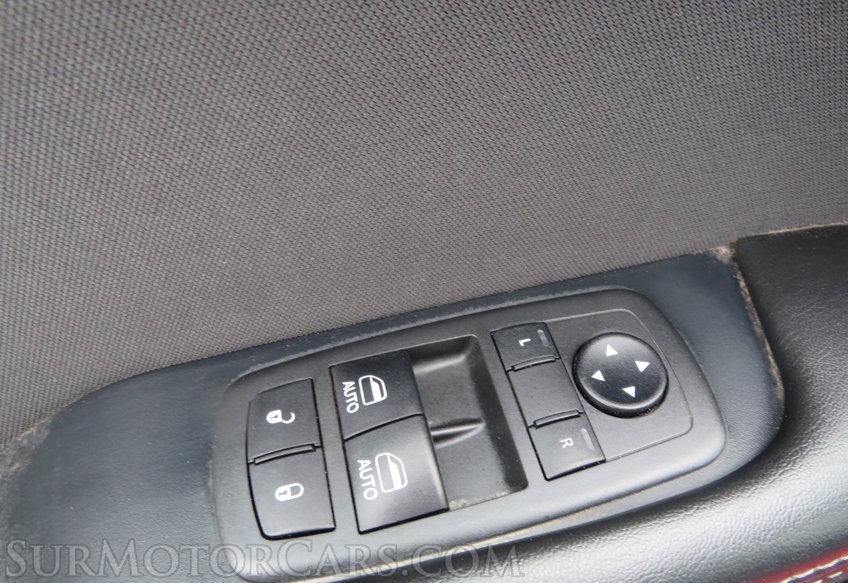 2019 Dodge Challenger - Image 40