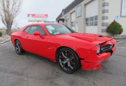 2019 Dodge Challenger - Image 4