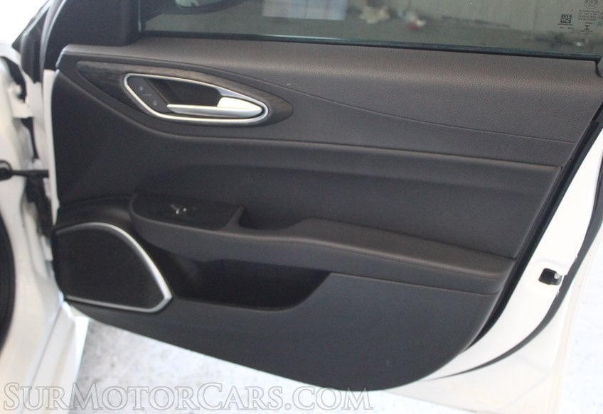 2020 Alfa Romeo Giulia Q4 - Image 60