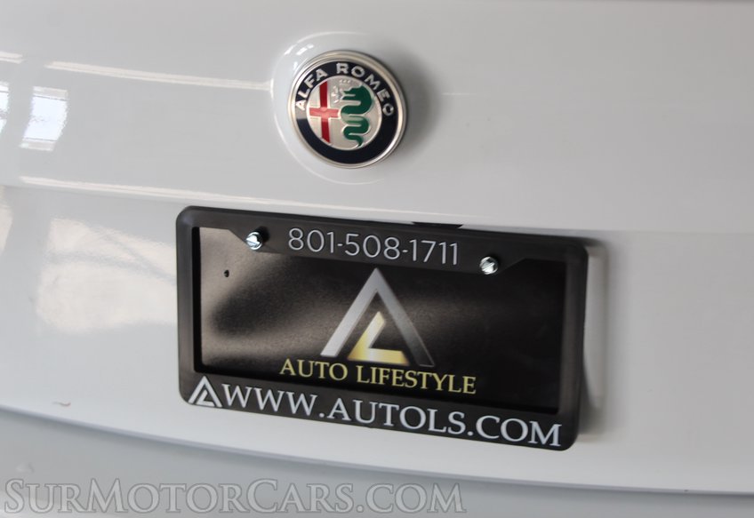 2020 Alfa Romeo Giulia Q4 - Image 25