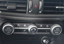 2020 Alfa Romeo Giulia Q4 - Image 55