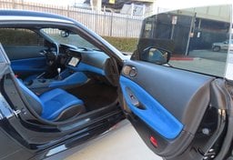 2024 Nissan Z Performance - Image 17