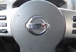 2018 Nissan Frontier - Image 38