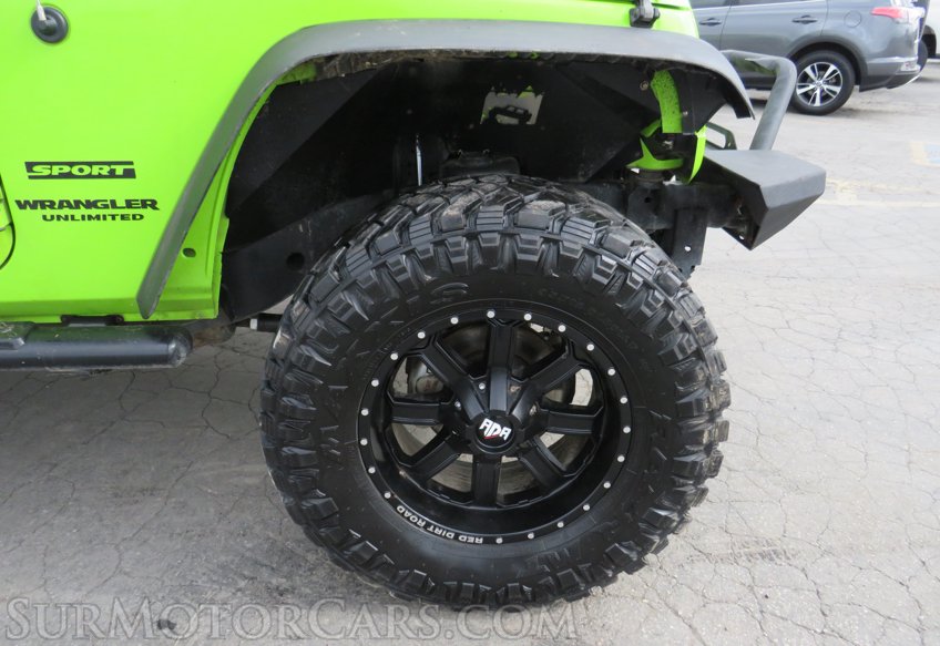2012 Jeep Wrangler Unlimited - Image 16