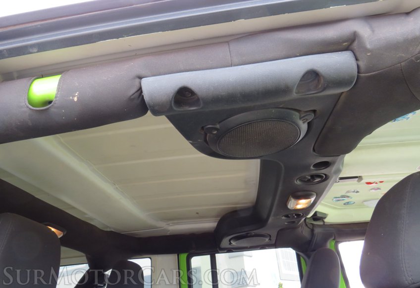 2012 Jeep Wrangler Unlimited - Image 30