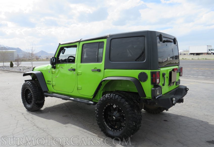 2012 Jeep Wrangler Unlimited - Image 9