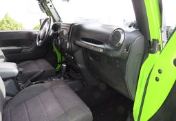 2012 Jeep Wrangler Unlimited - Image 27