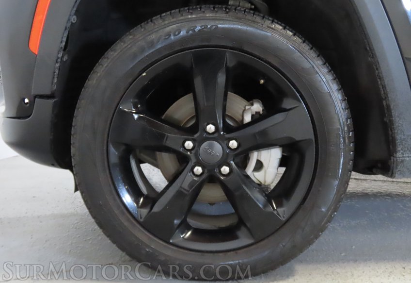 2023 Jeep Grand Cherokee - Image 19