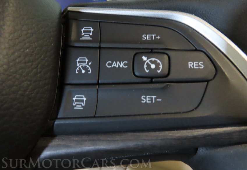 2023 Jeep Grand Cherokee - Image 41