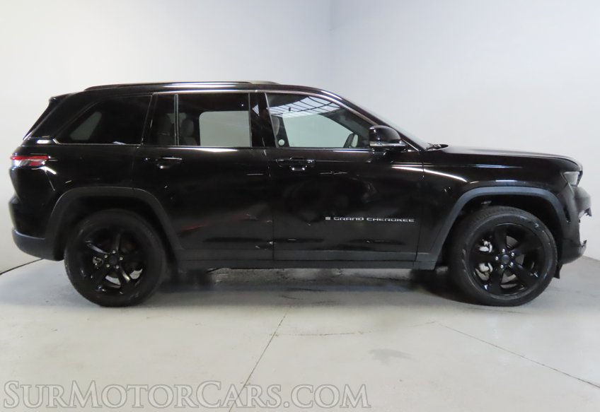 2023 Jeep Grand Cherokee - Image 6