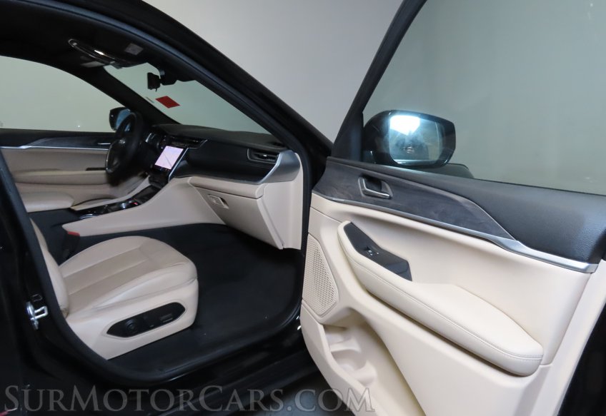 2023 Jeep Grand Cherokee - Image 21