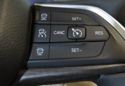 2023 Jeep Grand Cherokee - Image 41