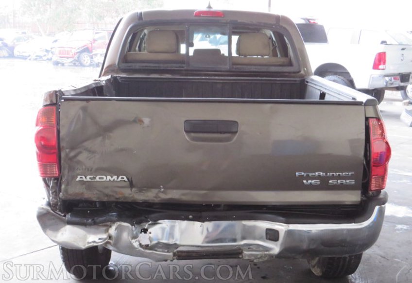 2012 Toyota Tacoma - Image 12