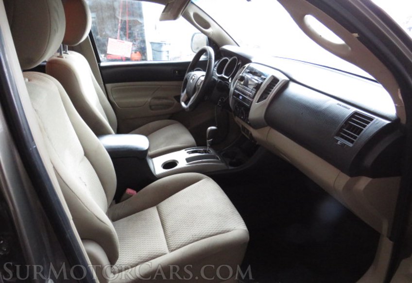 2012 Toyota Tacoma - Image 22