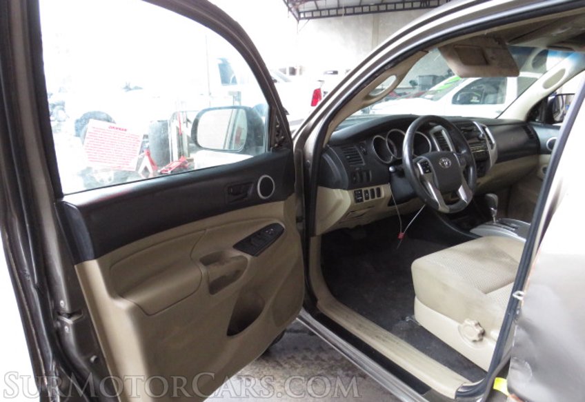 2012 Toyota Tacoma - Image 18