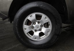 2012 Toyota Tacoma - Image 11