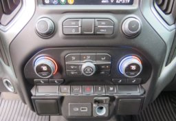 2021 Chevrolet Silverado 1500 - Image 34