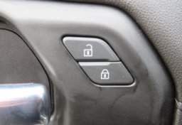 2021 Chevrolet Silverado 1500 - Image 38