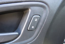 2020 Chevrolet Colorado - Image 37