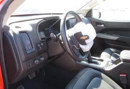 2019 Chevrolet Colorado - Image 28