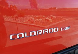 2019 Chevrolet Colorado - Image 19