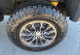 2019 Chevrolet Colorado - Image 25