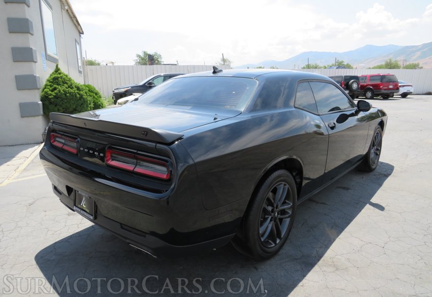 2019 Dodge Challenger - Image 6