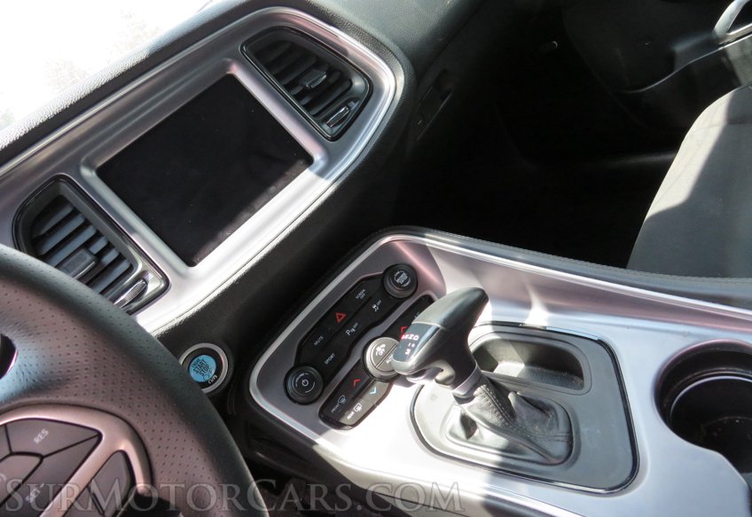 2019 Dodge Challenger - Image 32