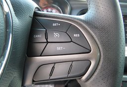 2019 Dodge Challenger - Image 31