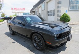 2019 Dodge Challenger - Image 3