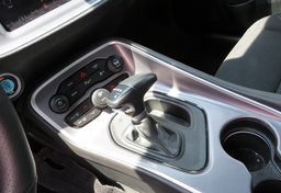 2019 Dodge Challenger - Image 38