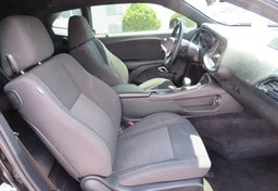 2019 Dodge Challenger - Image 24