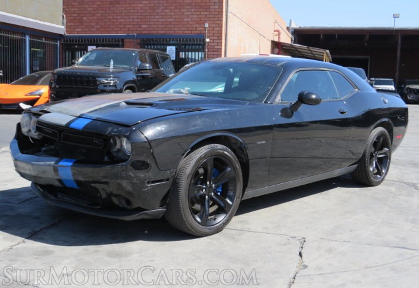 2016 Dodge Challenger - Image 3