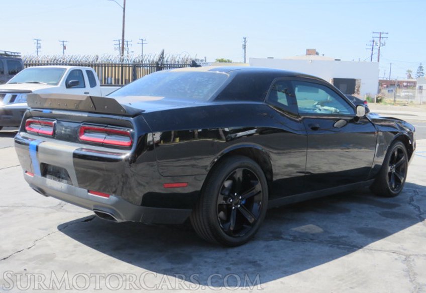 2016 Dodge Challenger - Image 7
