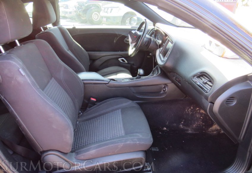 2016 Dodge Challenger - Image 21