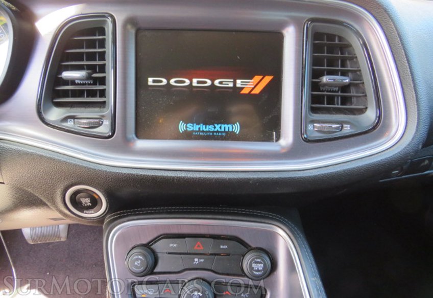 2016 Dodge Challenger - Image 32