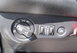 2016 Dodge Challenger - Image 41