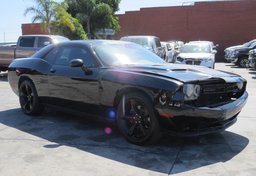 2016 Dodge Challenger - Image 4