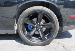 2016 Dodge Challenger - Image 11