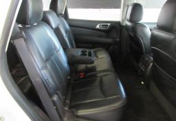 Thumbnail of 2018 Nissan Pathfinder