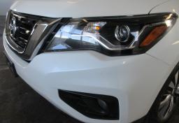 Thumbnail of 2018 Nissan Pathfinder