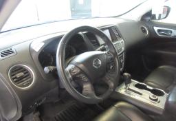Thumbnail of 2018 Nissan Pathfinder