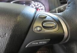 Thumbnail of 2018 Nissan Pathfinder