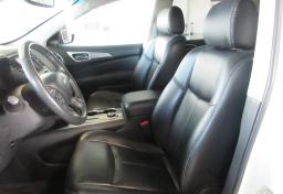 Thumbnail of 2018 Nissan Pathfinder