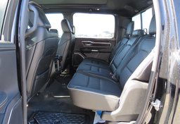 2022 Ram 1500 - Image 38