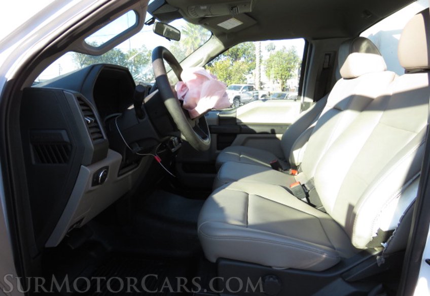 2020 Ford Super Duty F-550 DRW - Image 31