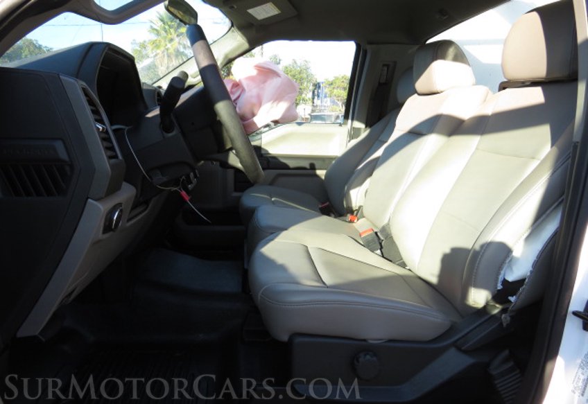 2020 Ford Super Duty F-550 DRW - Image 33