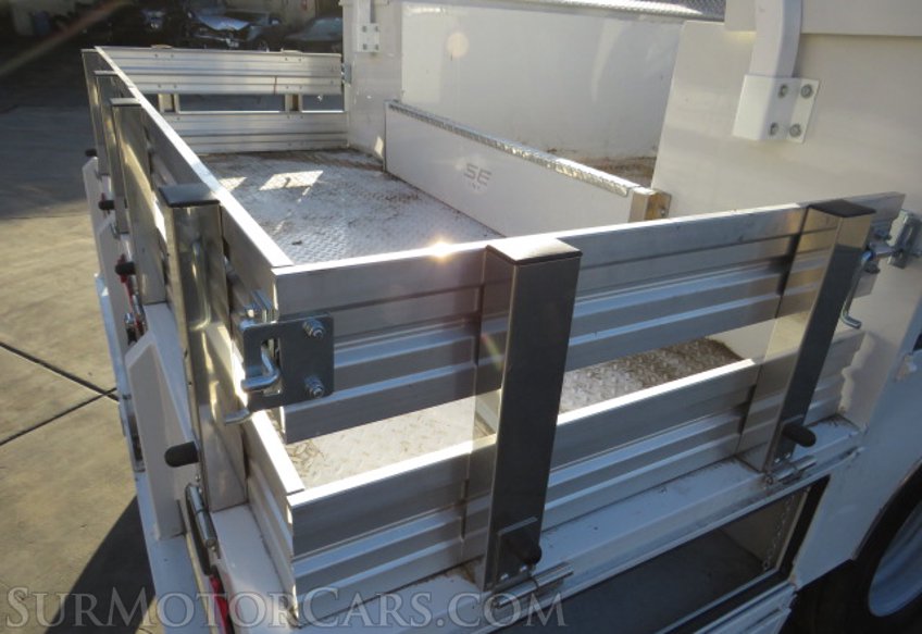 2020 Ford Super Duty F-550 DRW - Image 14